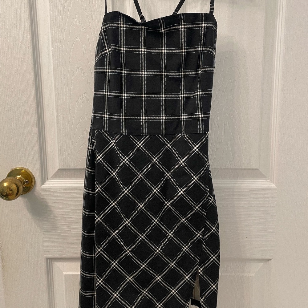 Garage dress